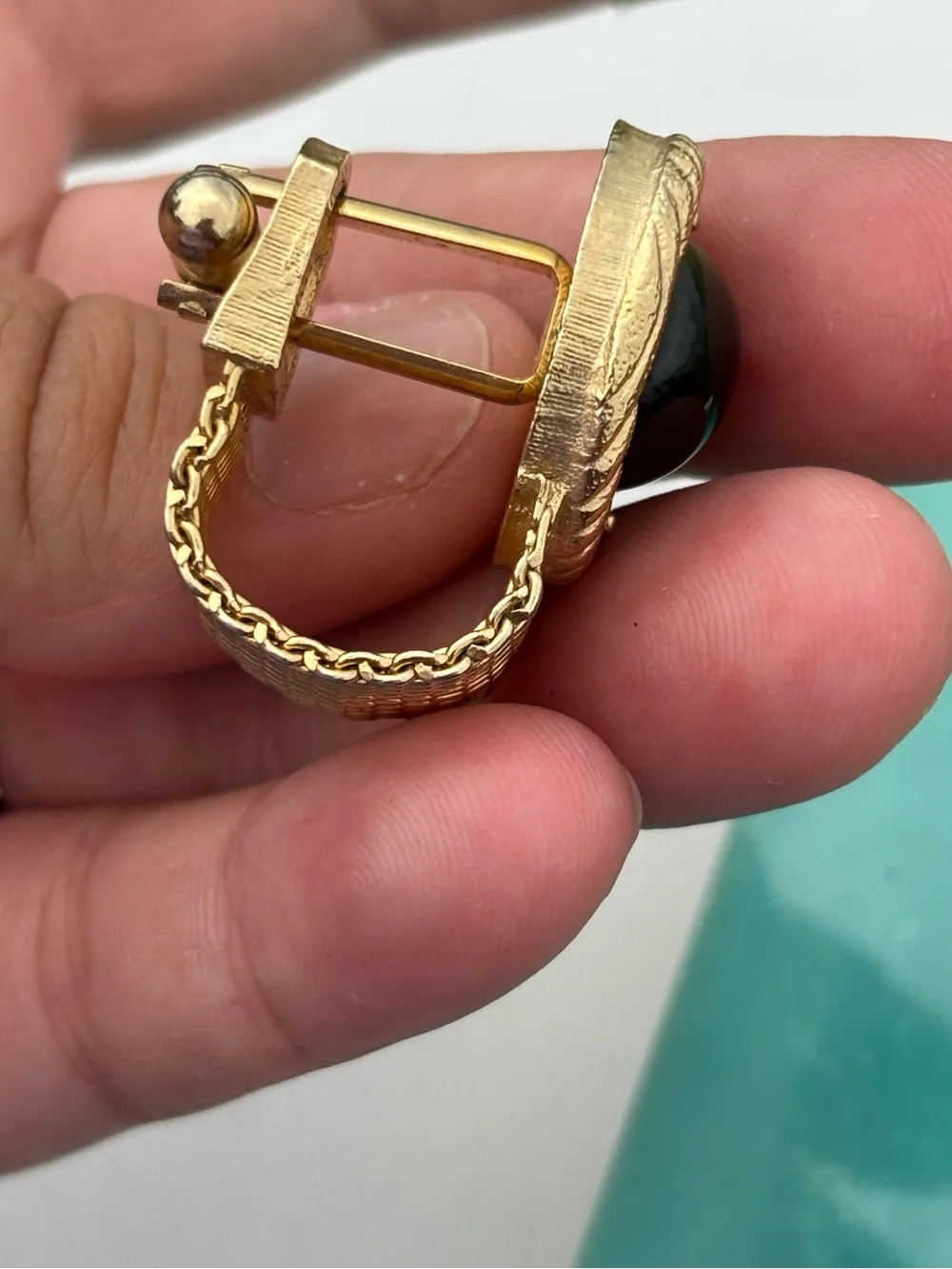 Vintage SWANK Gold Tone Mesh Wrap Cufflinks Green Cabochon Mid Century Mad Men
